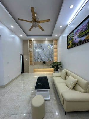 Bán nhà 33m2 Lò Đúc - Trần Khát Trân, 4 tầng, sổ vuông