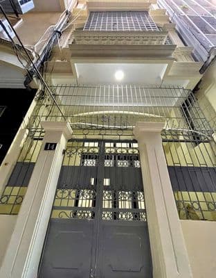 Cho thuê nhà Đội Cấn - Ba Đình, 50m2 x 4 tầng