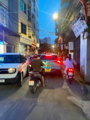 Cho thuê MBKD Lạc Long Quân, Tây Hồ, 35m2, mặt tiền rộng