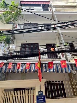 Cho thuê nhà nguyên căn Yên Lãng, Đống Đa, 45m2 x 4 tầng