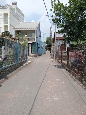 Bán đất nền gần ngã ba Phú Hoà, 150m2, 1.7 tỷ