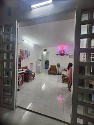 Bán nhà 50m2 lầu trệt Đông Hòa, Dĩ An, Bình Dương
