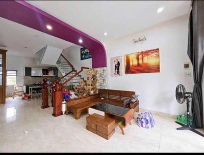 Cho thuê nhà 3 tầng FULL nội thất đường Hoà Minh gần biển Giá RẺ