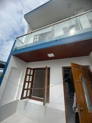 Chính chủ - nhà 2 tầng mới đẹp đường gò cát p phú hữu quận 9 2pn