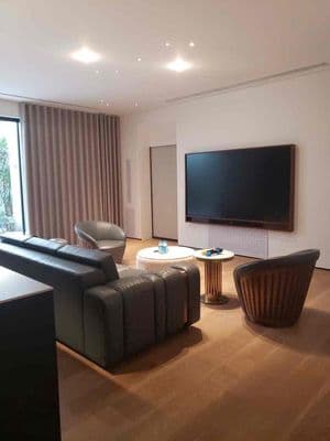 Showroom nhà 2 tầng 2 mặt tiền thảo điền q2 kinh doanh đa ngành