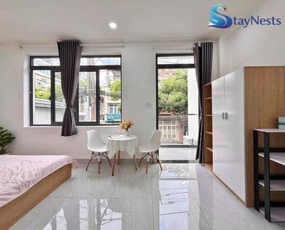 Phòng studio ban công đầy đủ nội thất mới sẵn trống cho thuê giá tốt