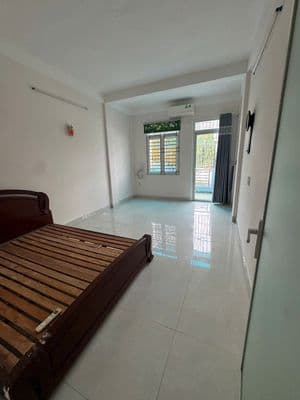 Cho thuê nhà cạnh CC Bộ Công An Q2, 62m2, 1 trệt 2 lầu, 2PN, có NT .
