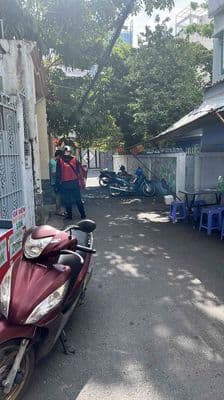 Cần Cho thuê Nhà hẻm xe hơi