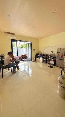 Nhà cấp 4 2Pn khu Nam Hoà Xuân, có nội thất
