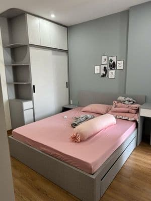 Bán căn 2pn 2wc 70m2 đầy đủ nội thất giá 3,350 tỷ.