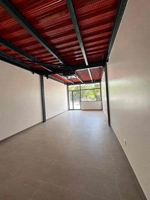 Cho thuê nhà 2 tầng thông suốt khu mỹ an, gần chương dương