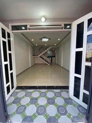 Nhà đẹp trệt lầu 2p ngủ. (4x14)