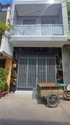 Nhà mới đẹp 1 trệt 1 lầu – 2pn 2wc – hẻm xe tải thông tứ hướng