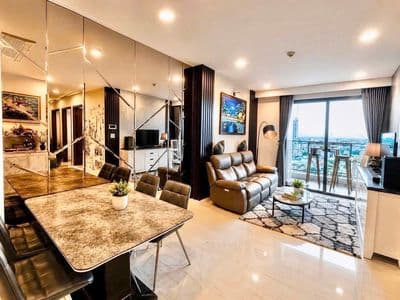 Căn góc! Nguyên Hồng 55m2 giá 2,2 tỷ ở liền SHR bank 70% thuê 12tr/th