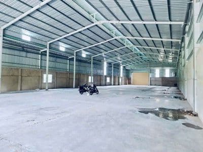 Kho đường cont 24h_400m2 giá 30 triệu