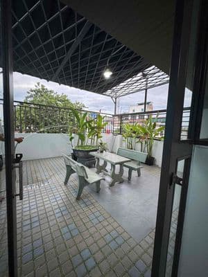 cho thuê nhà ở 4p 3phòng ngủ đầy đủ nội thất 1p chờ