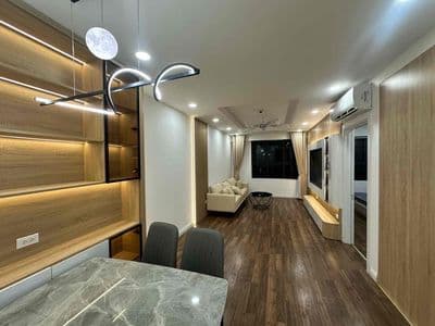 Hơn 5 tỷ gần sân vận động Mỹ Đình - 3 ngủ thoáng sáng - có slot ô tô