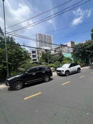 Cho thuê Phòng ban công đối diện công viên đường số 28 Bình Phú