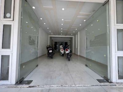 4 x 30 mặt tiền đường hậu giang