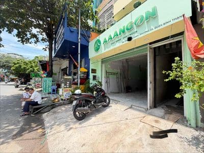 Cho thuê mặt bằng gần ngã tư hàng xanh