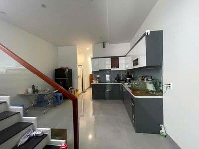 Nhà nguyên căn hòa xuân 3 tầng, 3pn, 3nvs, 2 phòng trống, 1 vườn tầng