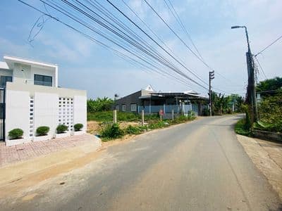 Em Cần Bán 2 Lô Đất Như Hình ở Gần Chợ Tân Bình, Ngã Tư Tân Triều