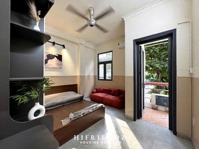 Cho thuê Studio - Hùng Vương, Có ban công, Có cửa sổ