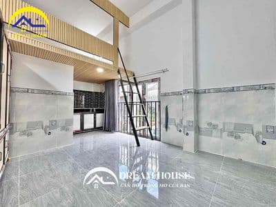 Khai trương căn hộ duplex cửa sổ thoáng mát sẵn nội thất cơ bản