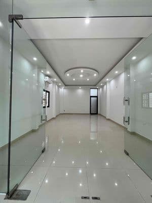 Mặt bằng và Phòng cho thuê