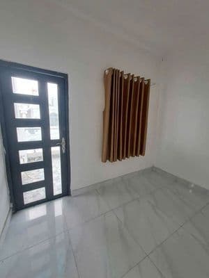 Cho thuê nhà 2 lầu , 3pn htp- tt nhà bè 6 triệu