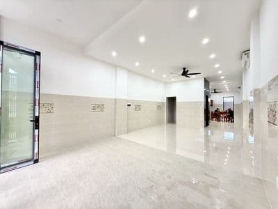 Cho thuê nhà mới 4 phòng ngủ đầy đủ nội thất có thang máy kđt mỹ gia