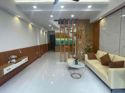 Bán nhà 3 tầng đối diện gigamall thủ đức . chỉ 6.5tỷ