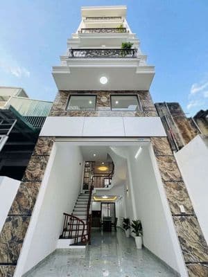 Nhà dân xây chắc chắn 41m² 5 tầng – ô tô đỗ cổng – 2 mặt thoáng
