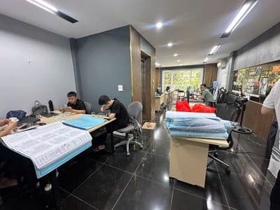 Cho thuê văn phòng tại làng Việt Kiều Châu Âu, 60m2/tầng sàn thông đẹp