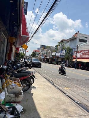 đất chính chủ gủi bán . diện tích 150m2 full thổ bán 4ty 550