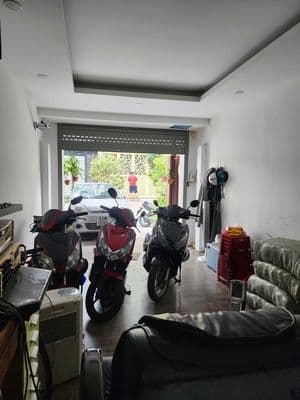 Cho thue nhà Đường Quang TRung & Đường 21 2PN, 2WC HXH