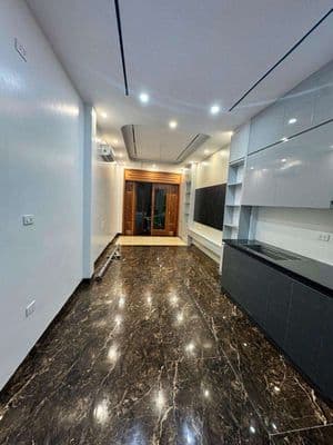 Nhà Xuân Đỉnh Ngoại Giao Đoàn 35m2 x 6 tầng thang máy, full đồ hơn 9đ