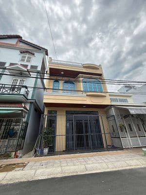 CHO THUÊ NHÀ MỚI ĐẸP: ĐƯỜNG TIÊN SƠN - 4 phòng ngủ - Đủ nội thất