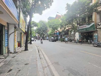 Cho Thuê Nhà Mặt Phố Thụy khuê Kinh Doanh Sầm Uất Dt35mx6T Giá 14,5Tr