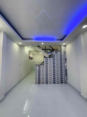 Lê Trọng Tấn 40m2 2 lầu mới đẹp hẽm xe hơi chỉ 4.2 tỷ TL