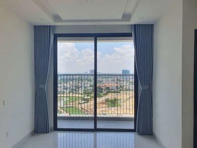Căn hộ 2PN view sông, tầng cao thoáng mát