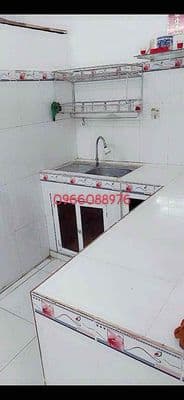 Cho thuê nhà 3pn Bình Phú 2 P10 Q6( cho share Phòng)