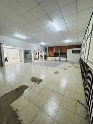 Cho thuê kho xưởng 250m2 khu tên lửa đường xe tải