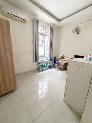 Nhà cạnh măt tiền nguyễn văn khối