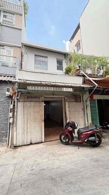 cho thuê KHO 257/11 Tạ Uyên p4 Q11 (220m2)