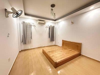 Nhà hẻm xe hơi 4pn giá 12 triệu ngay cầu phú xuân