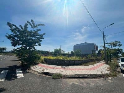 Lô đất 500m2 ngang 20m lô góc 2 mặt tiền trung lương
