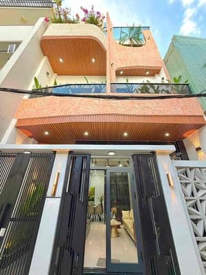 Nhà 3 tầng ngang 6m sát mặt tiền nguyễn phuóc nguyên