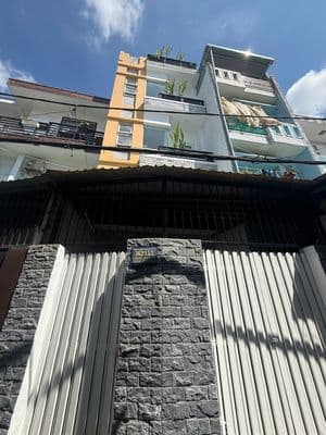 Bán Nhà Full Nội Thất- DT: 4.3x13m - Trệt Lửng 3 lầu - Ngay Thống Nhất