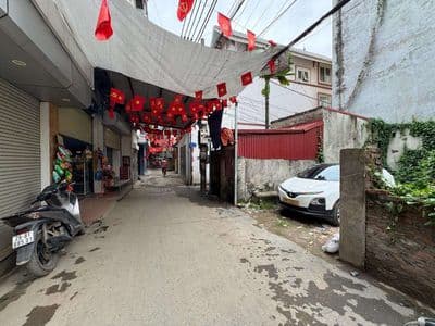 Bán nhà Ngọc Trục, Đại Mỗ, 35m*5T giá nhỉnh 5 tỷ.